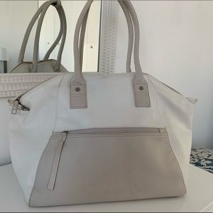 LuluLemon Gym Bag - White & Beige/Grey